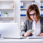 Mennyit keres egy auditor?