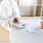 Mennyit keres egy hitelközvetítő?