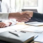 Mennyit keres egy beszerző?