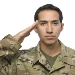 Mennyit keres egy hadnagy?