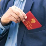 Mennyit keres egy BKV-ellenőr?