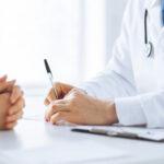 Mennyit keres egy általános orvos?