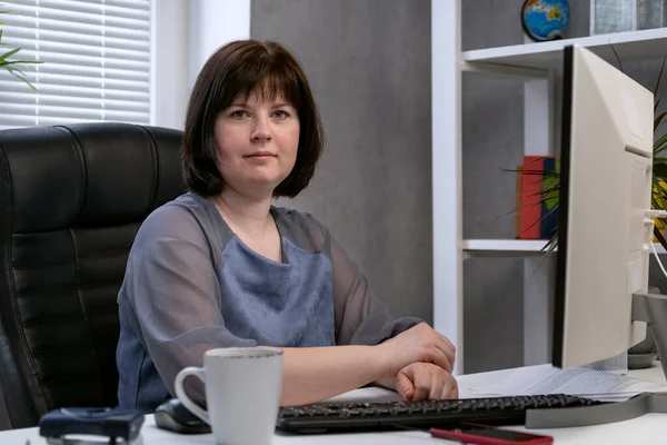 Mennyit keres egy idősgondozó?