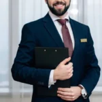 HR-es mennyit keres?