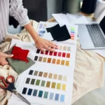 Mennyit keres egy divat-, jelmez- és díszlettervező?