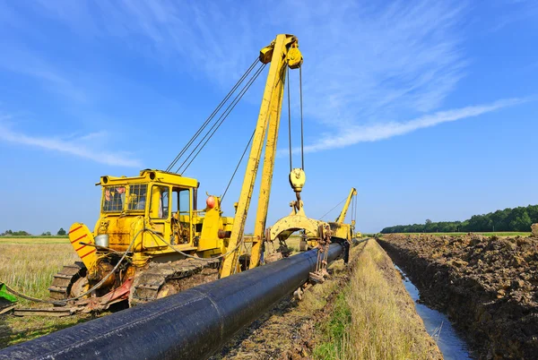 Mennyit keres egy csővezeték-kitűző?